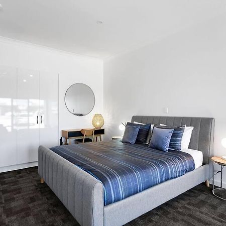 Port Lincoln Shark Apartment 6 Экстерьер фото