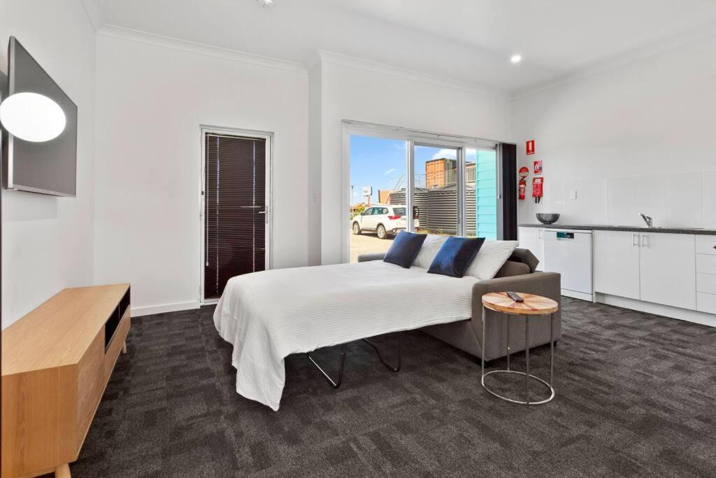 Port Lincoln Shark Apartment 6 Экстерьер фото